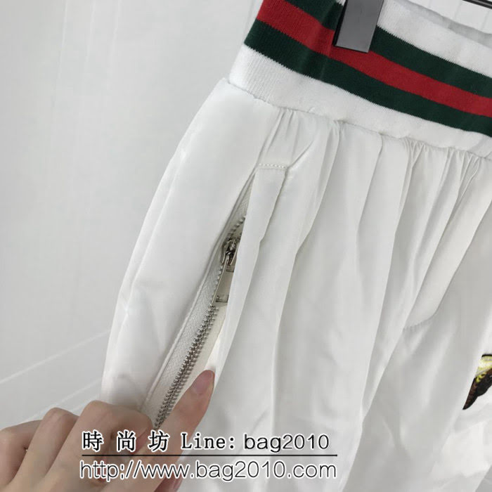 GUCCI古馳 18秋冬新款 小蜜蜂繡花 保暖舒適 男款套裝 ydi1782